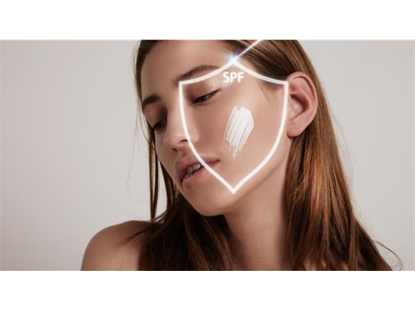 How To Use Sunscreen on Face: Guide for Healthy, Glowing Skin